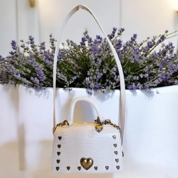 NEW Betsey Johnson Cream Heart-Embellished Handbag With Shoulder Strap 8"x5"x3" - Picture 3 of 6